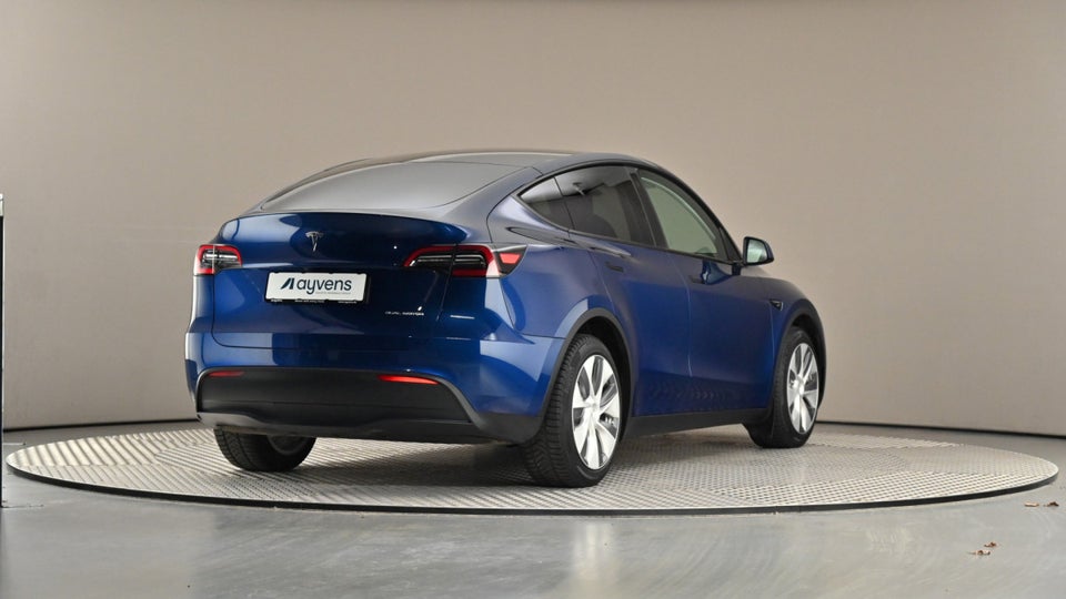 Tesla Model Y Long Range AWD 5d