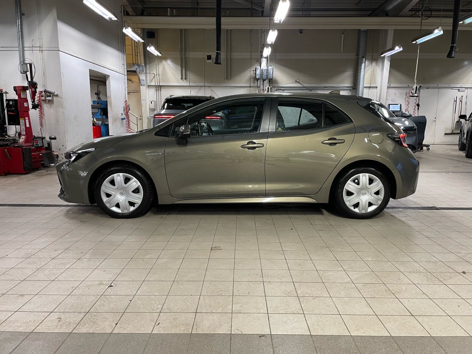 Toyota Corolla 2,0 Hybrid H3 Smart MDS 5d