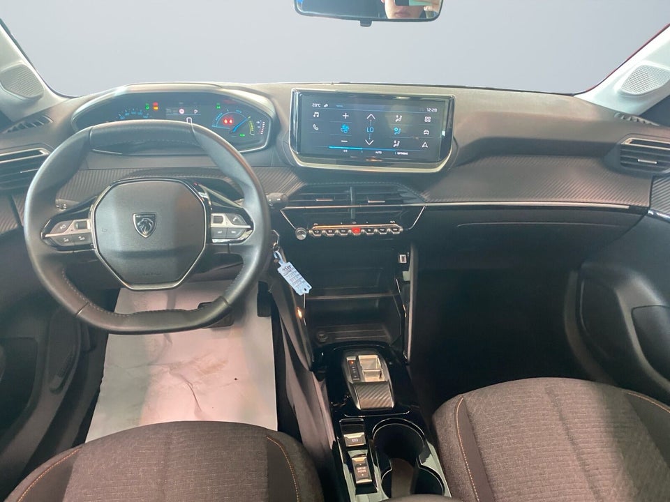 Peugeot e-208 50 Style 5d