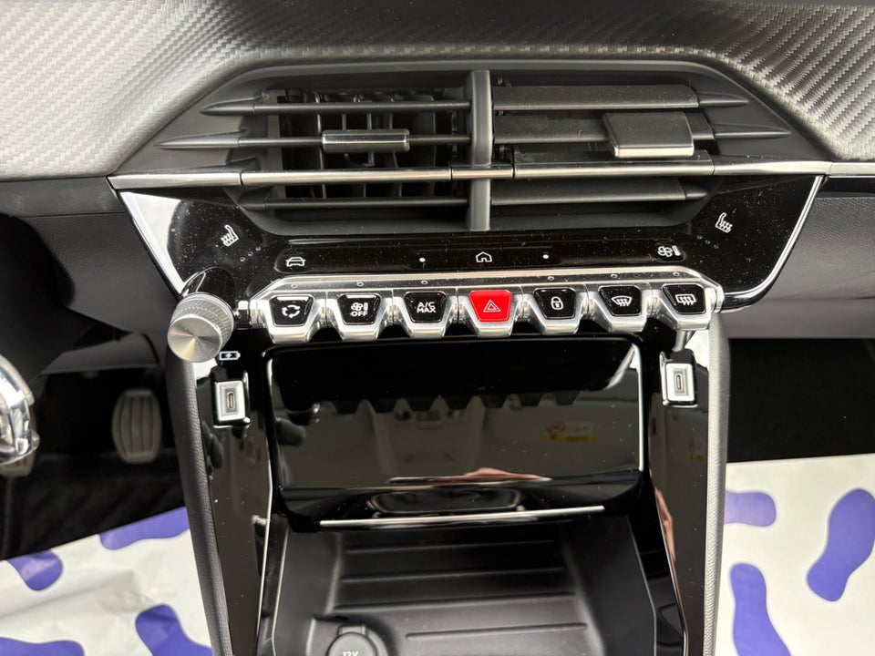 Peugeot 208 1,2 PureTech 100 Allure+ 5d