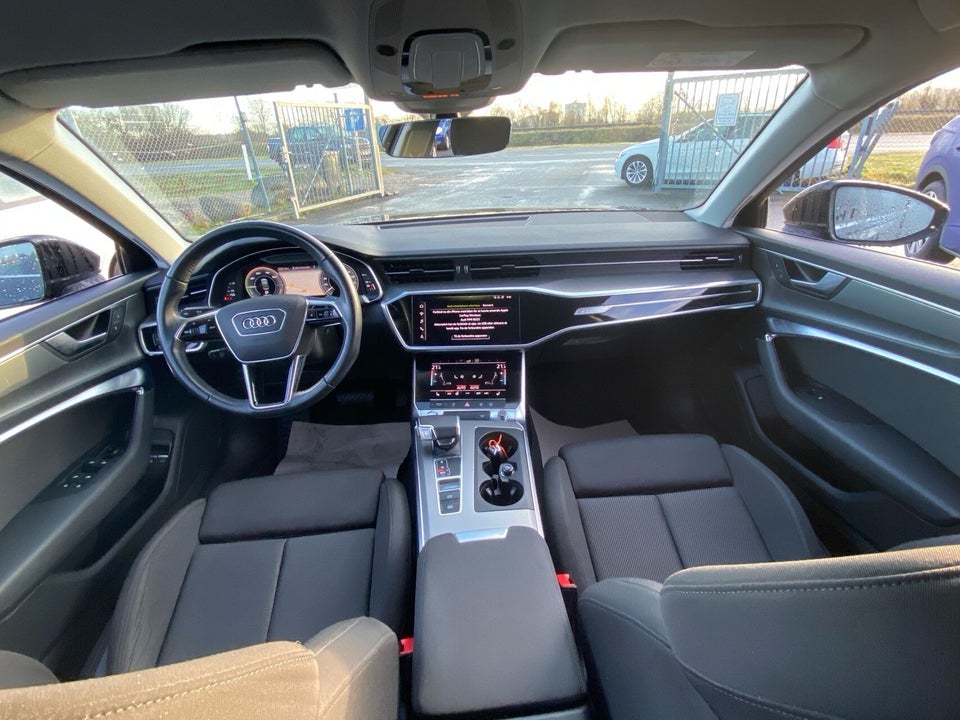 Audi A6 50 TFSi e Sport quattro S-tr. 4d