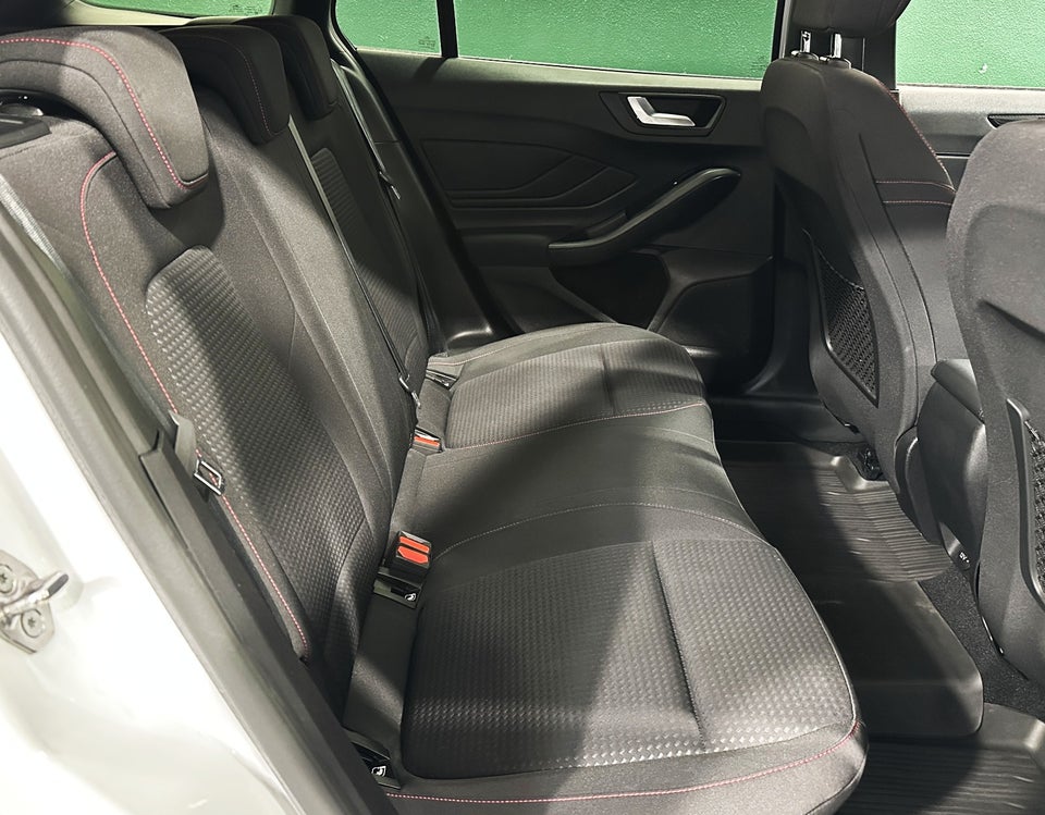 Ford Focus 1,0 EcoBoost ST-Line stc. 5d
