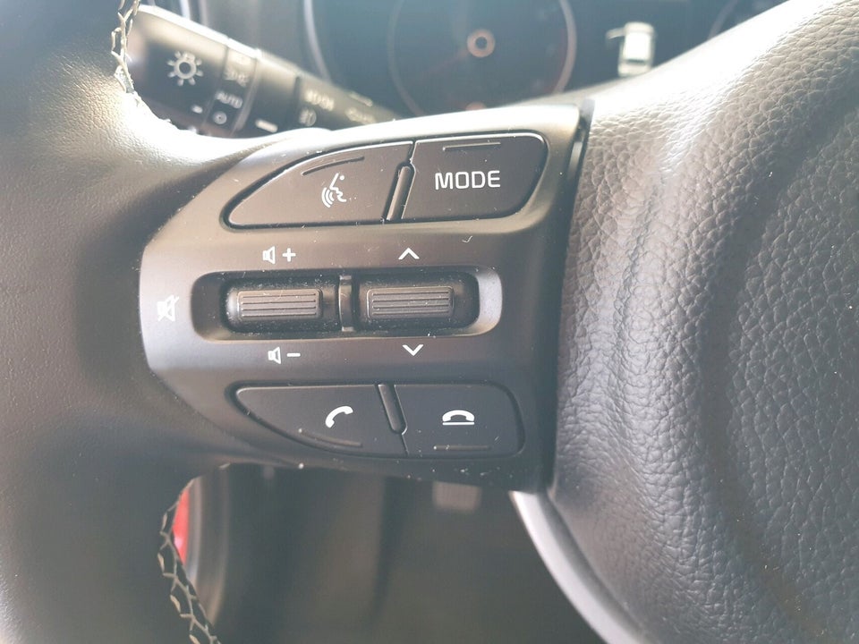 Kia Picanto 1,0 Prestige Upgrade 5d