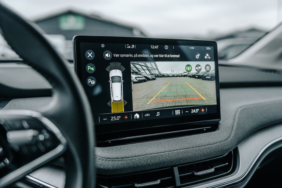 Skoda Enyaq 60 iV Loft 5d