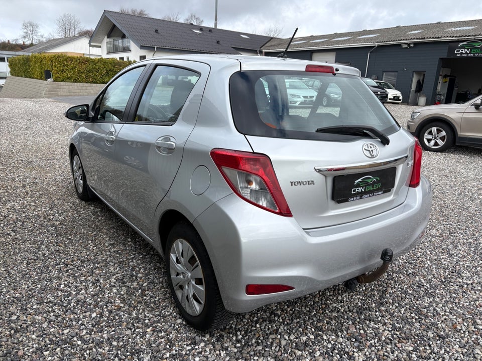 Toyota Yaris 1,3 VVT-i T2 Touch 5d