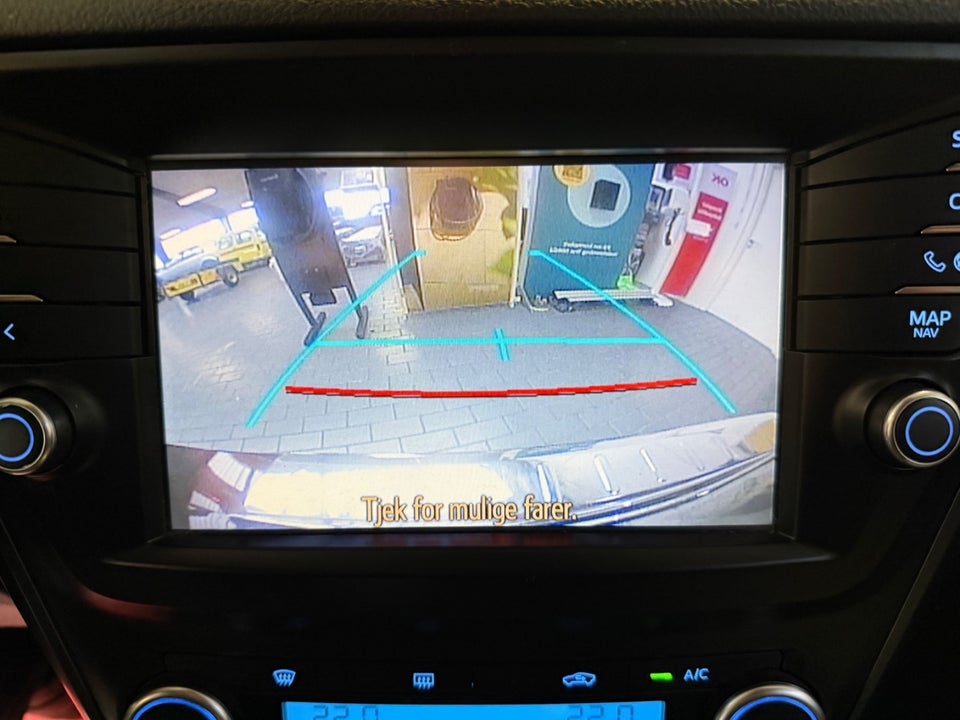 Toyota Avensis 1,8 VVT-i T2 Premium Touring Sports 5d