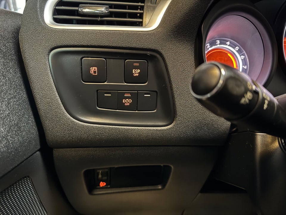 Citroën C4 1,6 e-HDi 112 Seduction 5d