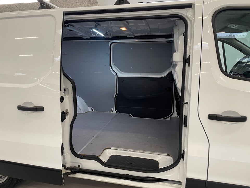 Renault Trafic T29 2,0 dCi 170 L2H1 EDC