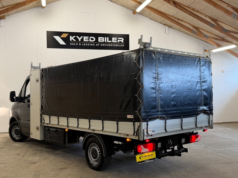 Mercedes Sprinter 319 3,0 CDi A3 Chassis aut. RWD 2d