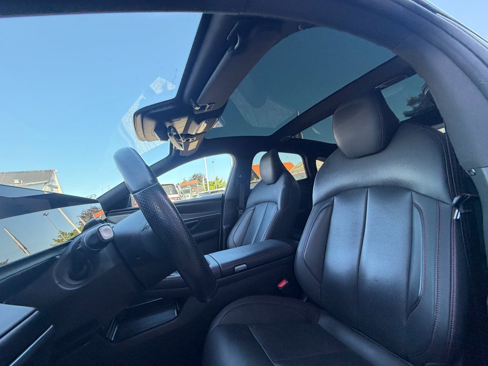 Xpeng P7 Performance 4d