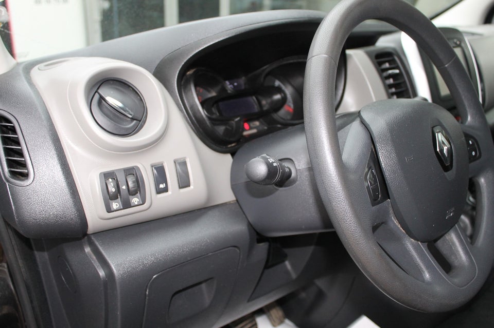 Renault Trafic T29 1,6 dCi 125 L2H1