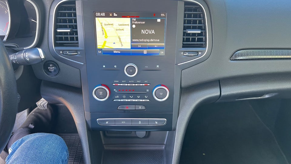 Renault Megane IV 1,2 TCe 100 Zen Sport Tourer 5d