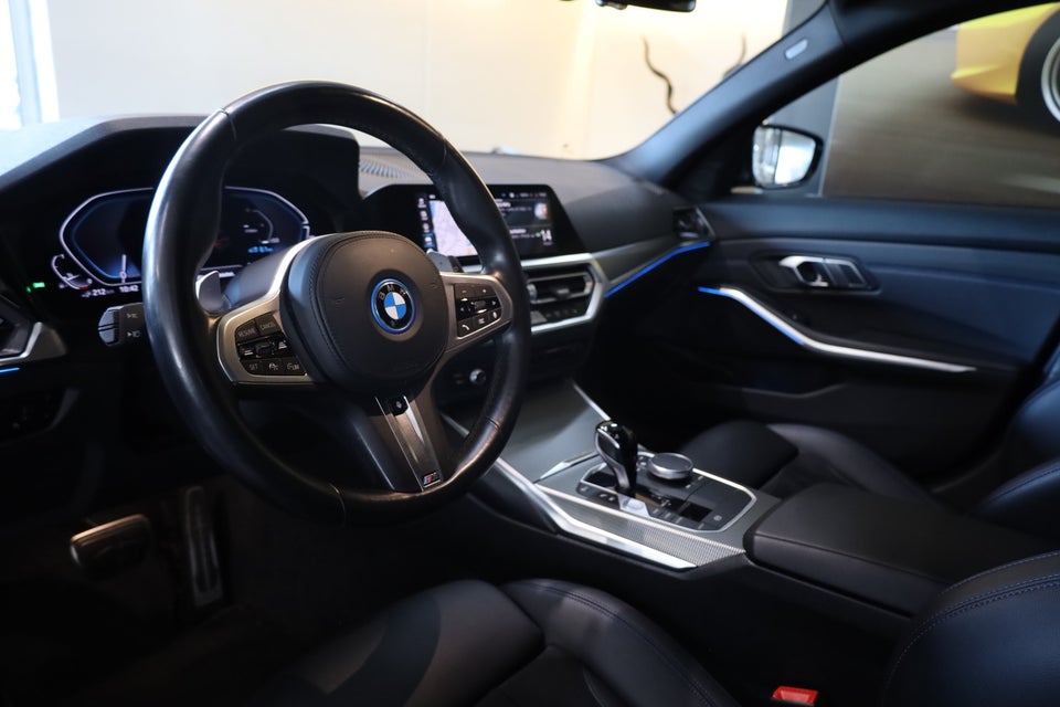 BMW 330e 2,0 Touring M-Sport aut. 5d