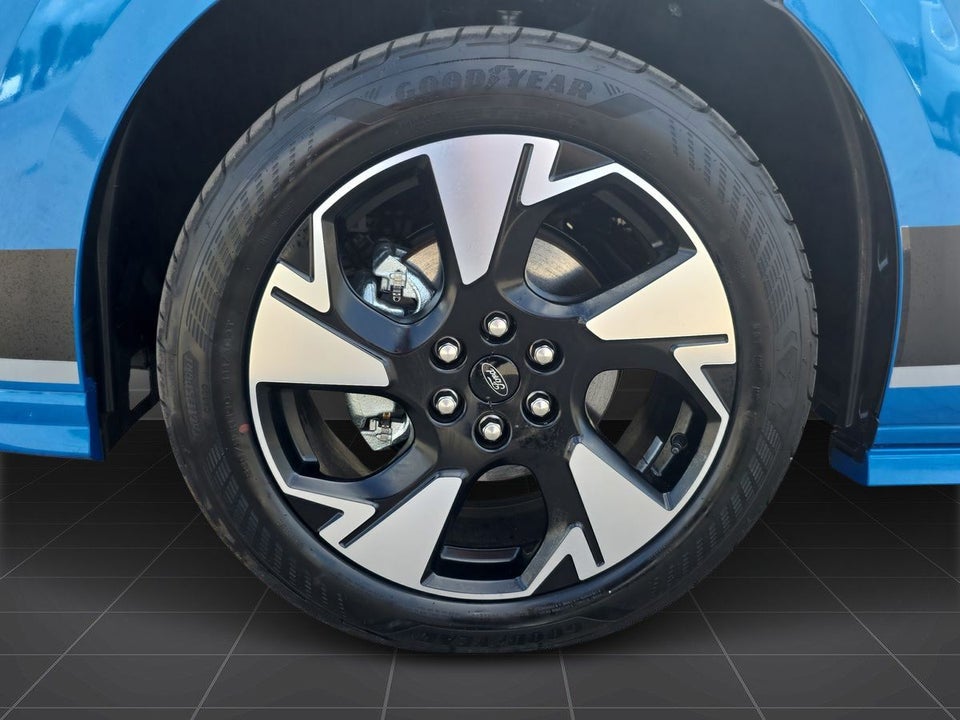 Ford Transit Custom 320S 2,0 EcoBlue Sport aut.