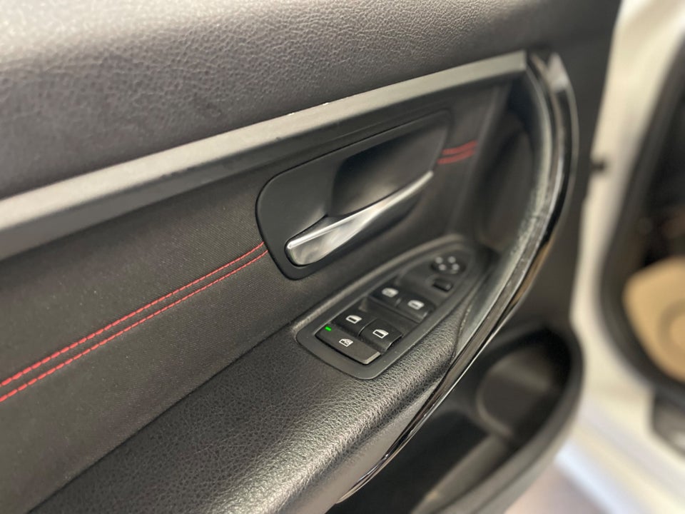 BMW 320d 2,0 Touring Sport Line aut. 5d