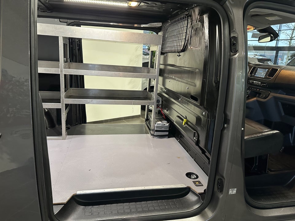 Peugeot Expert 2,0 BlueHDi 180 L2 Ultimate EAT6 Van