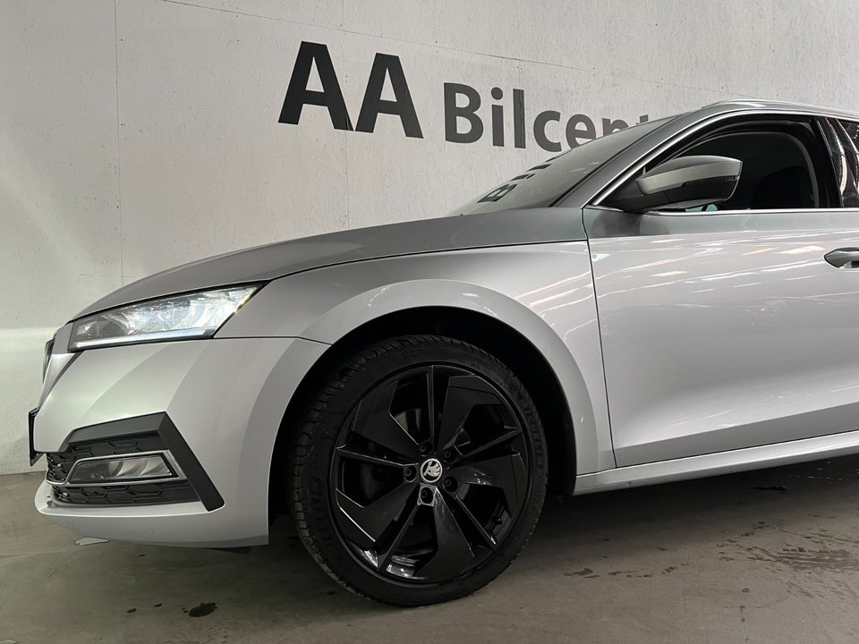 Skoda Octavia 2,0 TDi 150 Style Combi DSG 5d