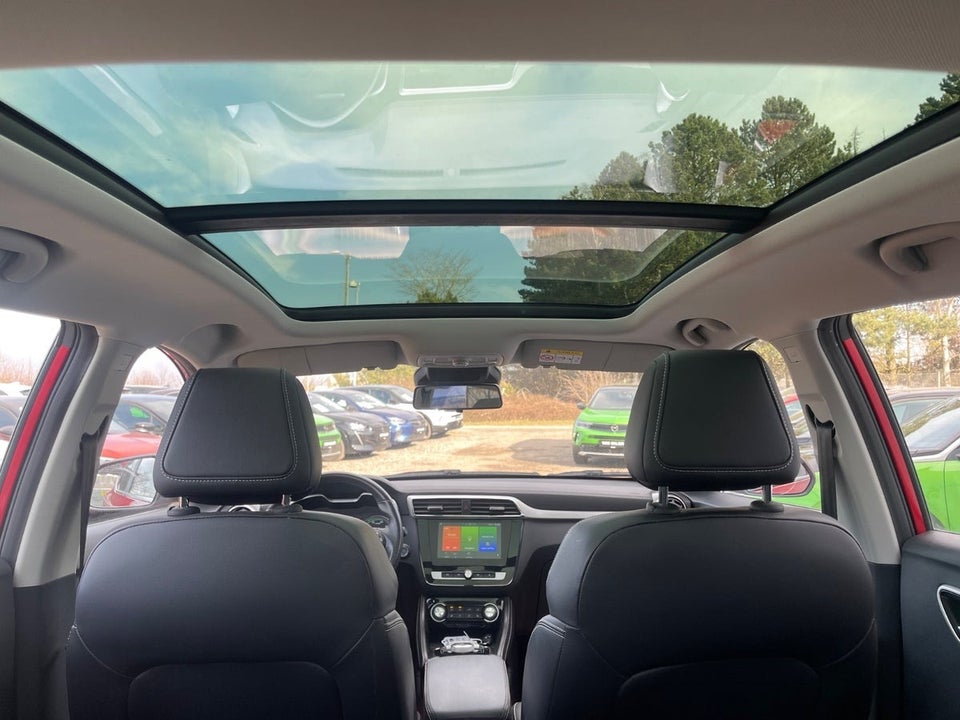 MG ZS EV Luxury 5d