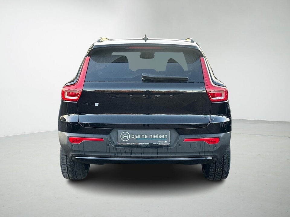 Volvo EX40 Extended Range Black Edition Excess 5d