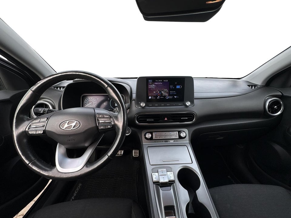 Hyundai Kona 39 EV Essential 5d