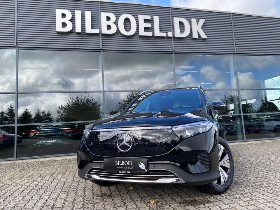 Mercedes EQB300 Progressive Advance Plus 4Matic 5d