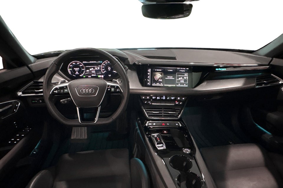 Audi e-tron GT quattro 4d