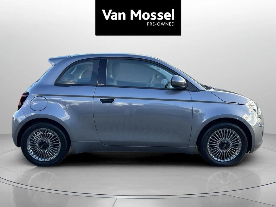 Fiat 500e 42 Icon 3d