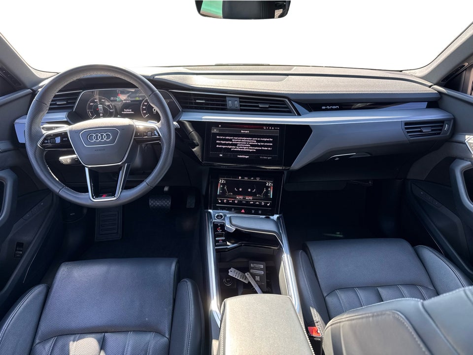 Audi e-tron 55 S-line quattro 5d