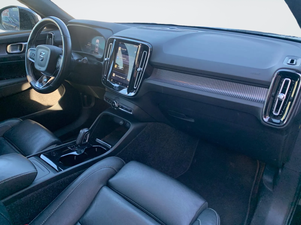 Volvo XC40 P8 ReCharge Twin R-Design 5d