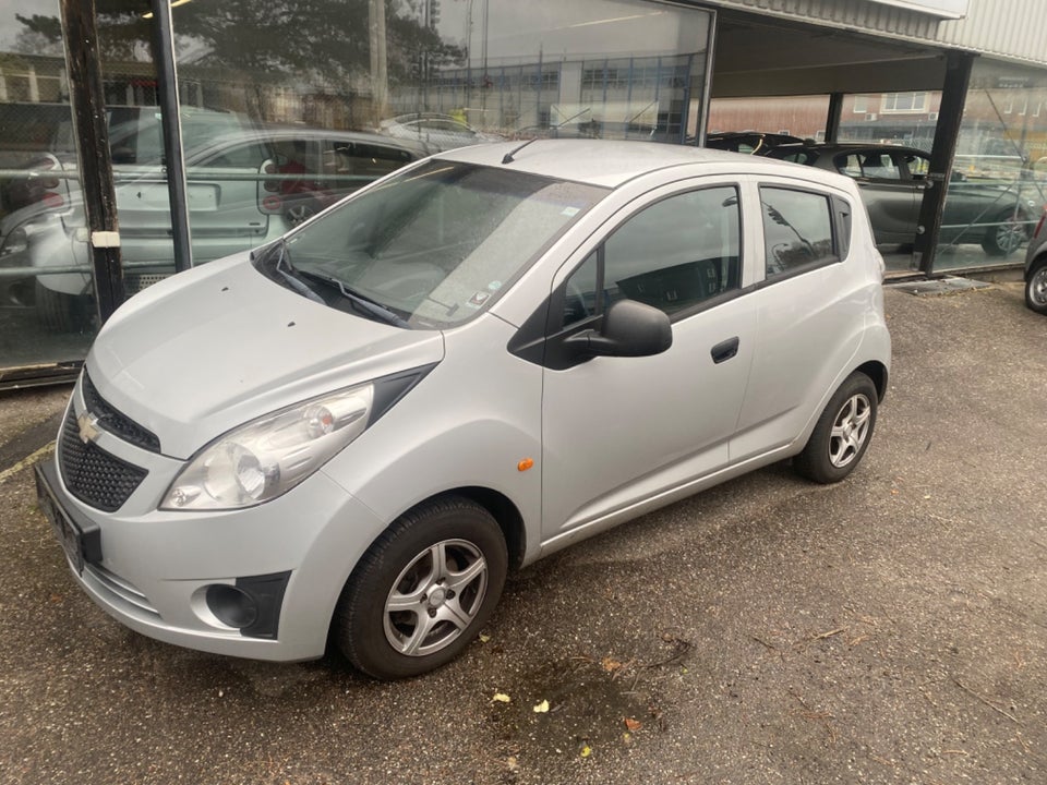 Chevrolet Spark 1,0 LE 5d