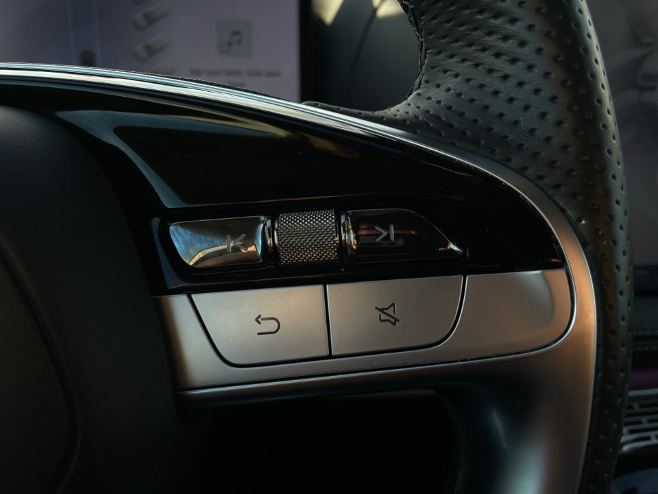 Xpeng G9 Standard Range 5d