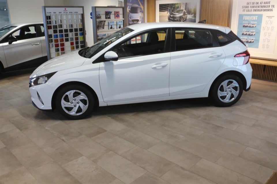 Hyundai i20 1,0 T-GDi Essential DCT 5d