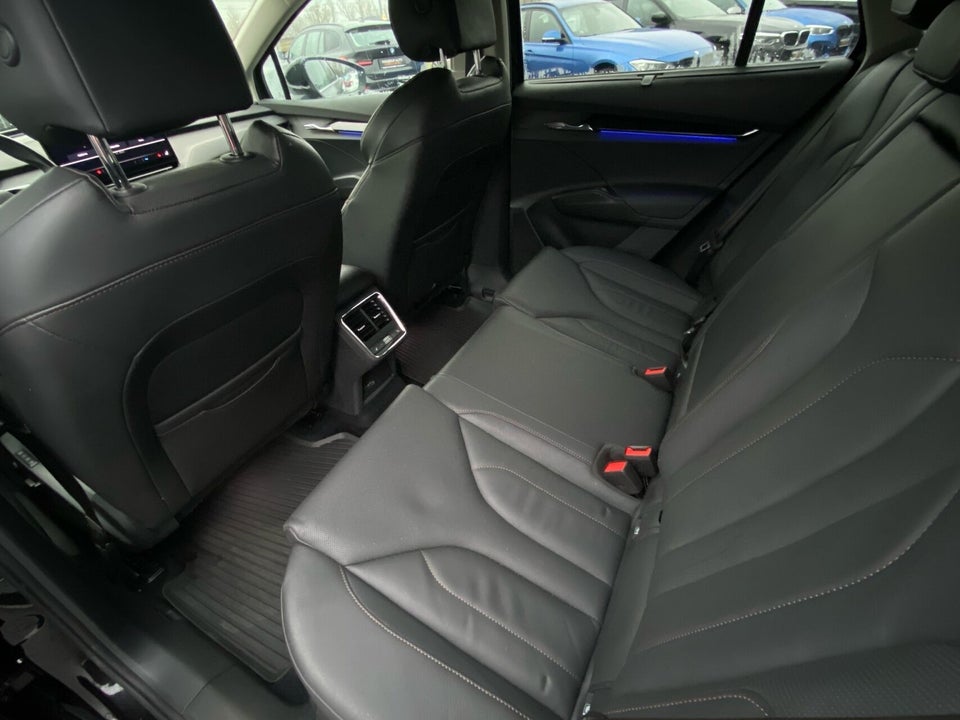 Skoda Enyaq 80 iV Suite 5d