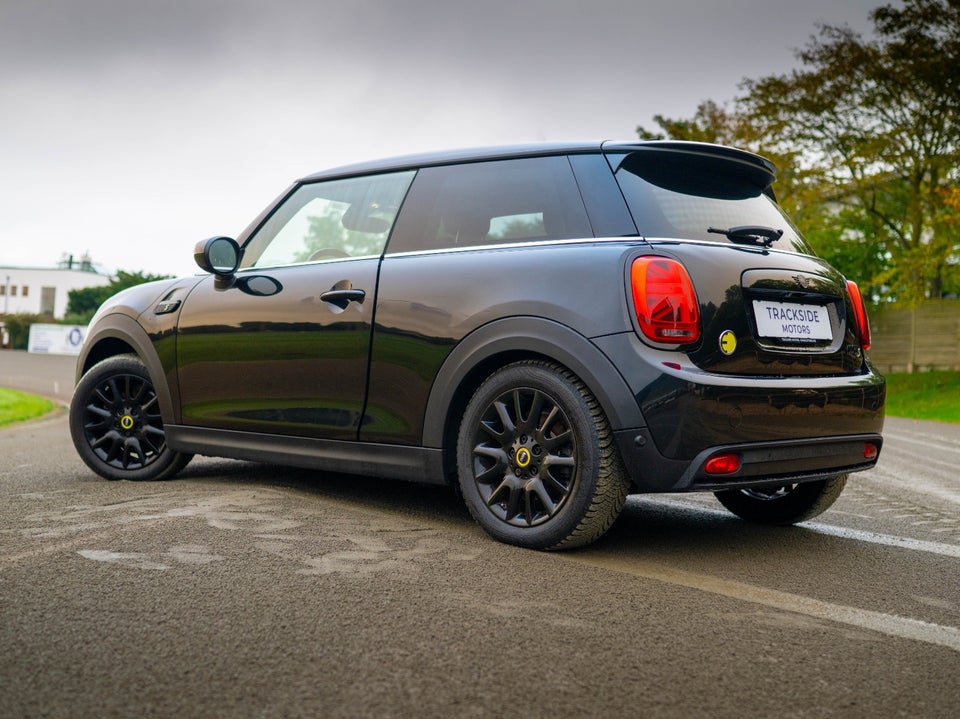 MINI Cooper SE Classic Trim 3d