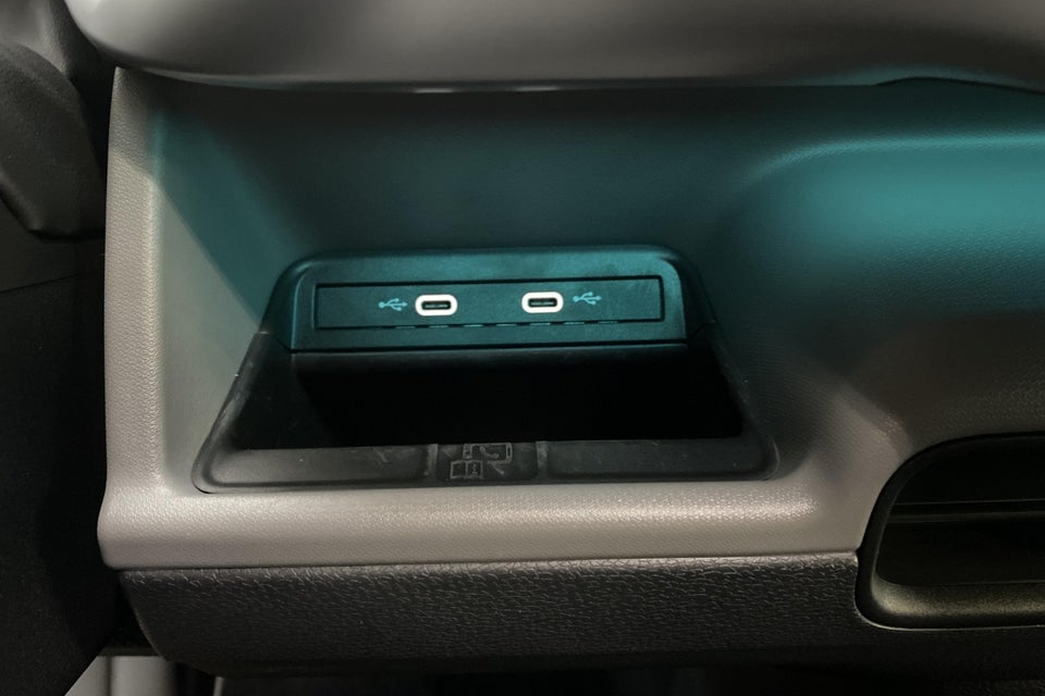 VW ID.Buzz 77 Life SWB 5d