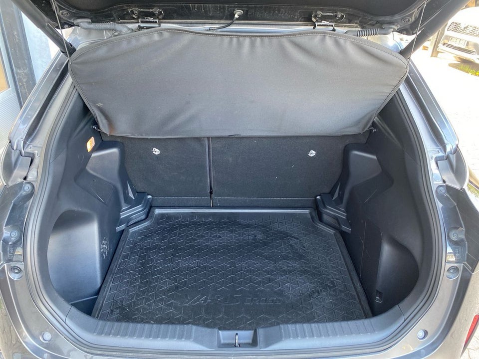 Toyota Yaris Cross 1,5 Hybrid Style Tech+ e-CVT 5d