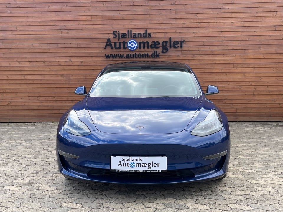 Tesla Model 3 Long Range AWD 4d