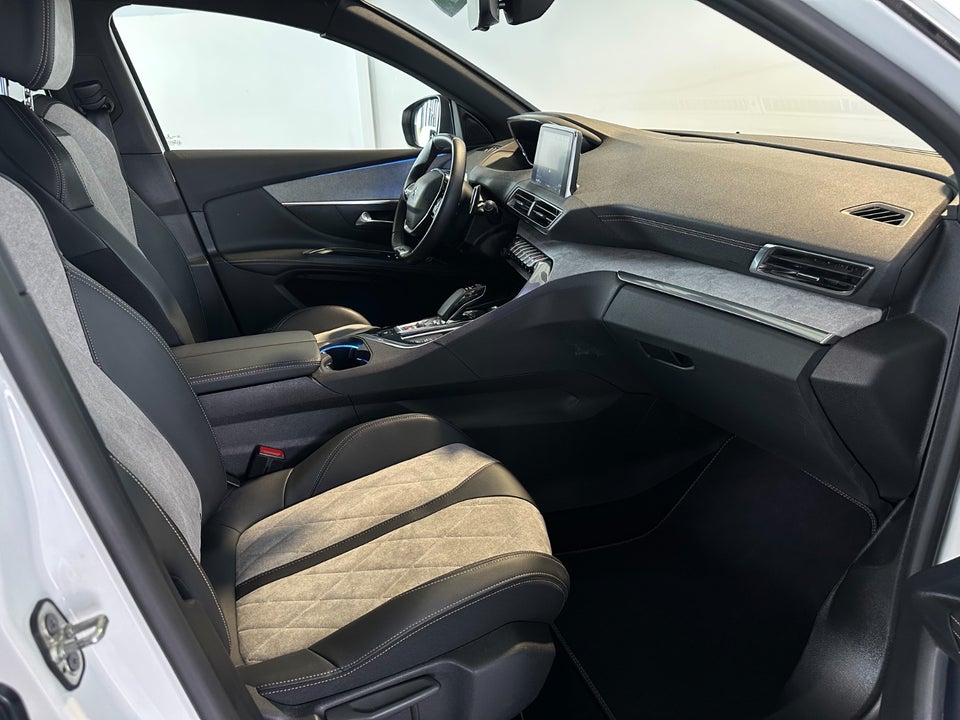 Peugeot 3008 1,6 Hybrid4 GT EAT8 5d