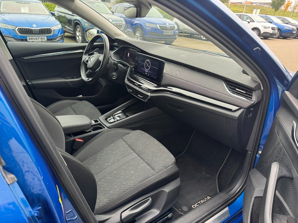 Skoda Octavia 1,4 TSi iV Plus Combi DSG 5d