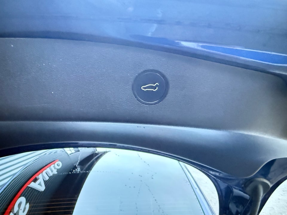 Tesla Model 3 Standard Range+ RWD 4d