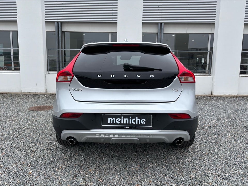 Volvo V40 CC 1,5 T3 152 Dynamic Edition aut. 5d