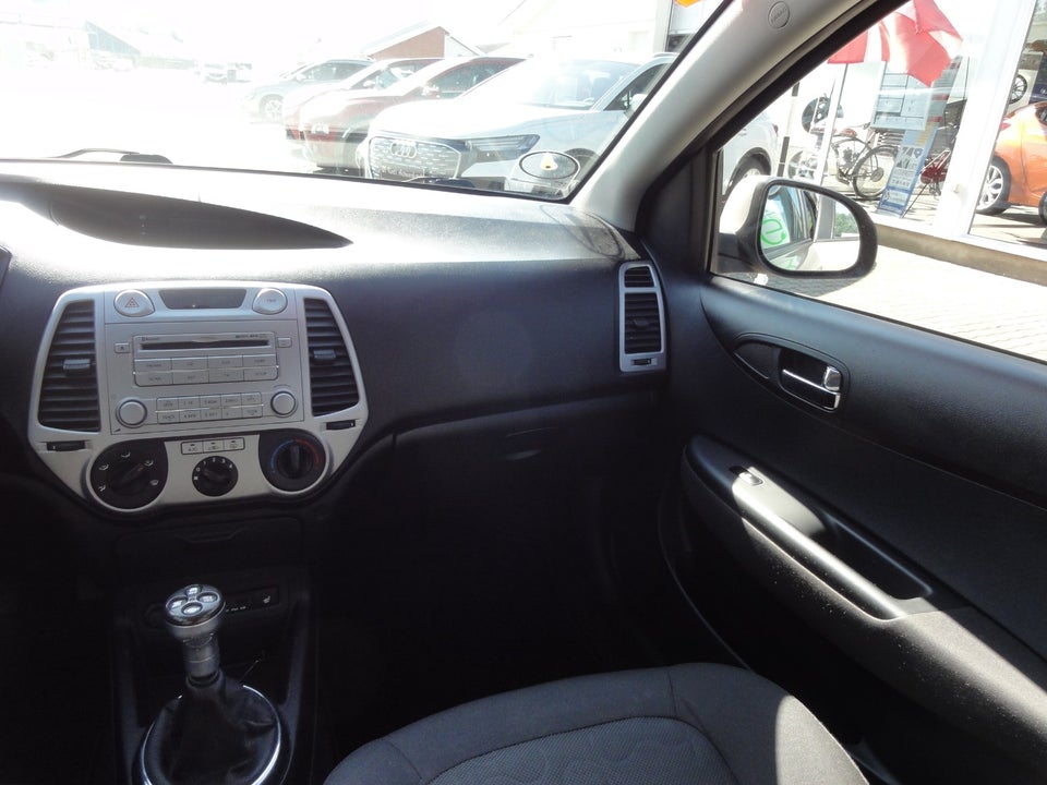Hyundai i20 1,25 Comfort 5d