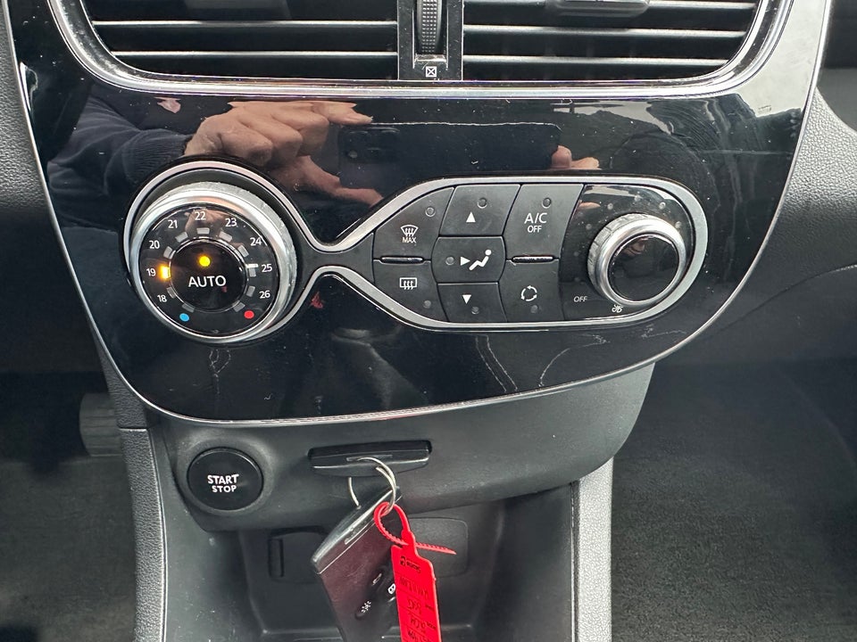 Renault Clio IV 0,9 TCe 90 Limited Sport Tourer 5d