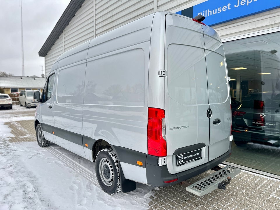 Mercedes Sprinter 317 2,0 CDi A2 Kassevogn aut. RWD