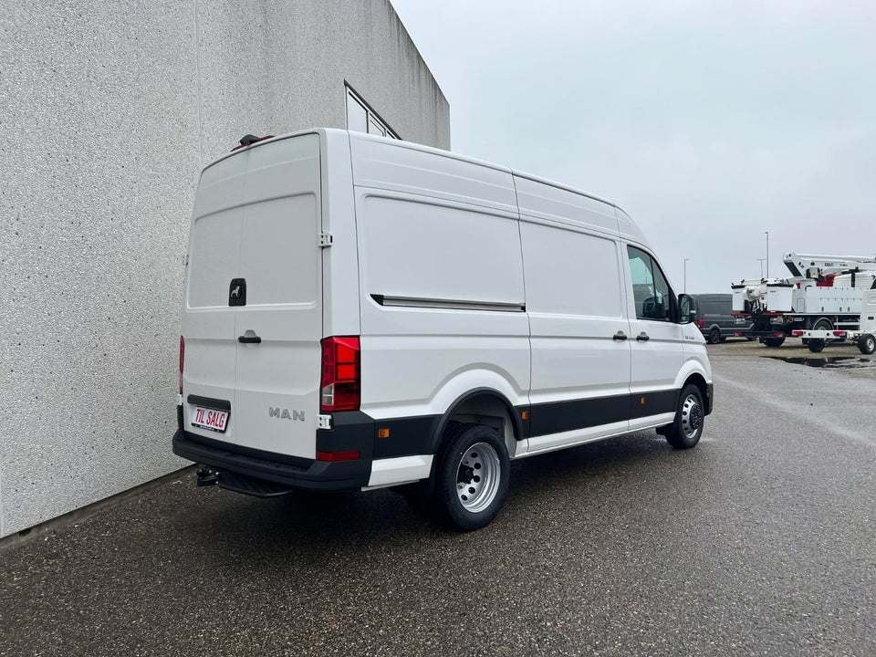 MAN TGE 2,0 3.160 Kassevogn L3H3 aut. RWD