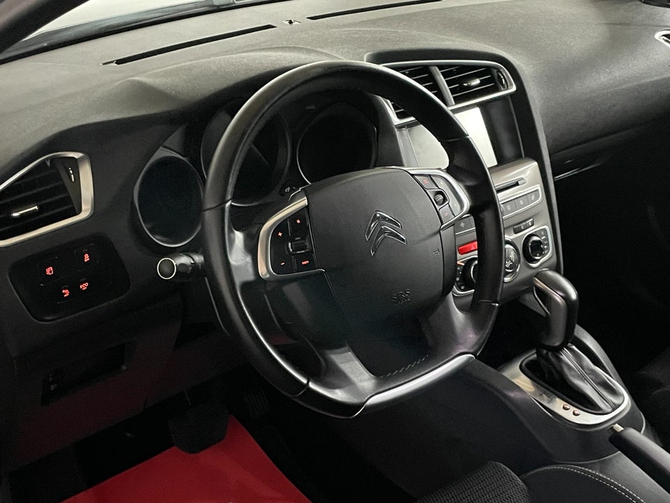 Citroën C4 1,6 BlueHDi 120 Feel Complet EAT6 5d