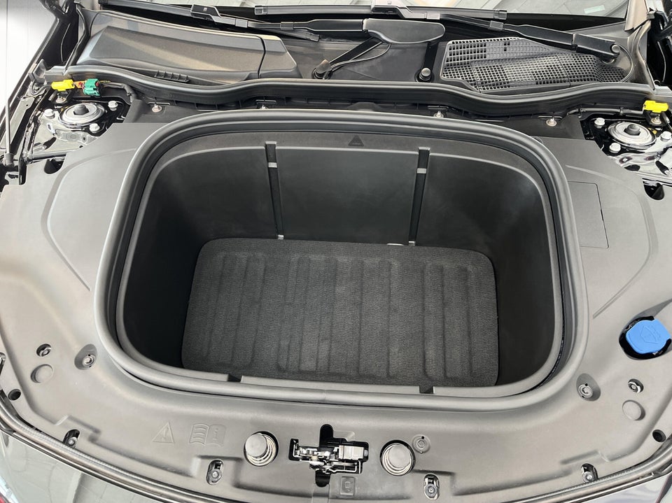 Mercedes CLA250+ electric 4d