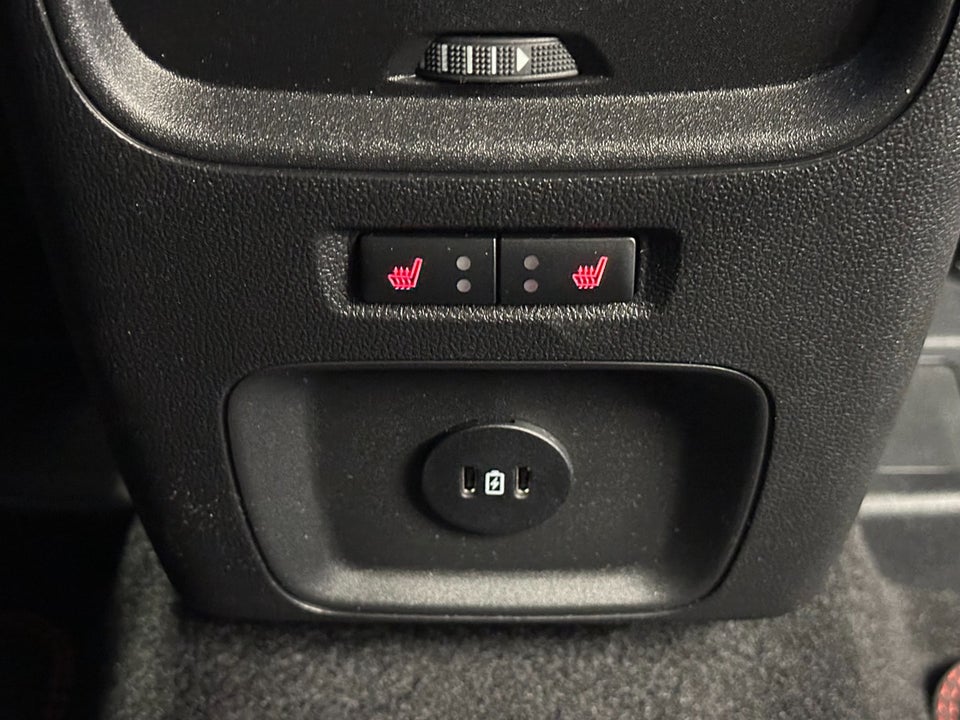 Ford Kuga 2,5 HEV ST-Line X CVT 5d