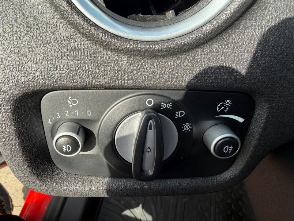 Ford Fiesta 1,0 65 Titanium 5d