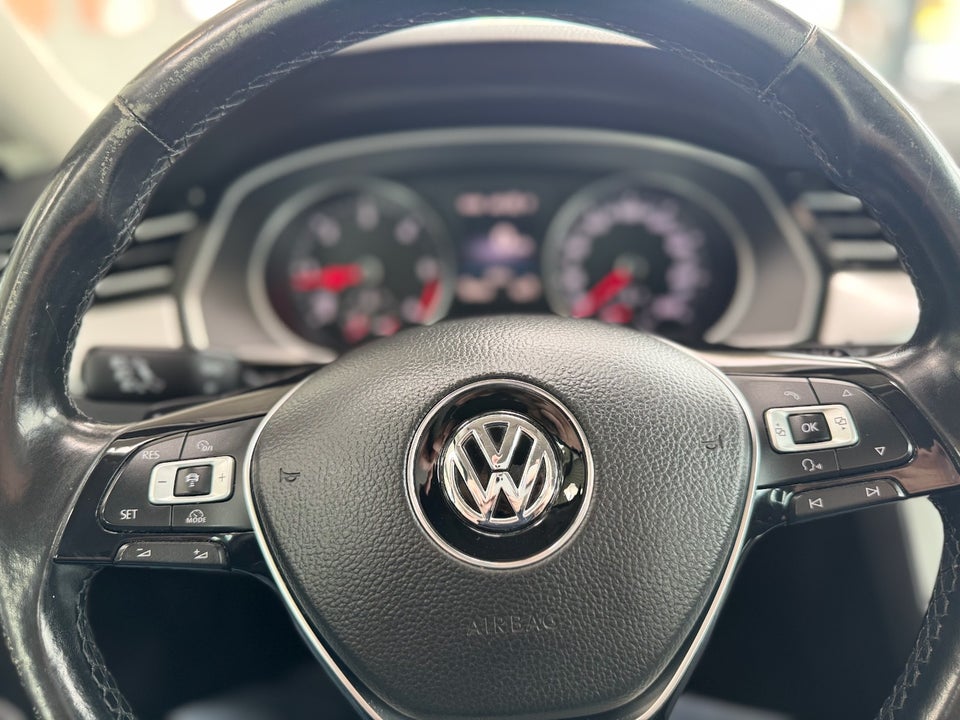 VW Passat 2,0 TDi 150 Comfortline+ Variant DSG 5d